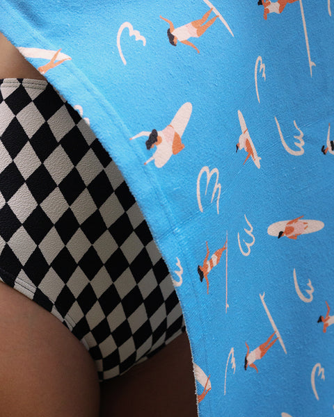Surf sistas - Beach Towel